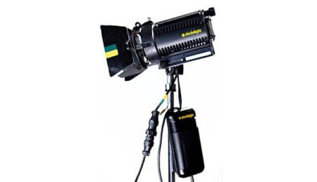 Dedo 100 watt  240v / 12 v Fresnel